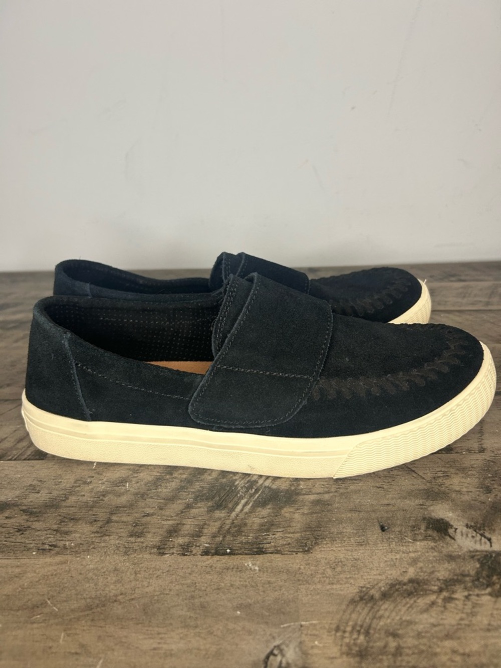 TOMS Altair Slip On Loafers with Velcro Strap - Picture 6 of 7